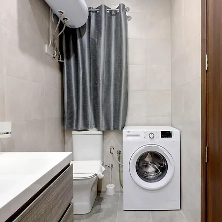 Gem Beachfront With Amazing Bay And Sea Views *