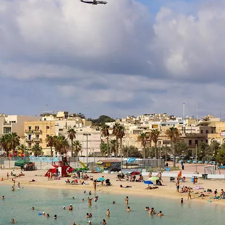 Appartamento Gem Beachfront With Amazing Bay And Sea Views