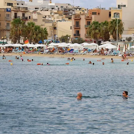 Gem Beachfront With Amazing Bay And Sea Views Birżebbuġa