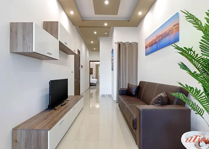 Gem Beachfront With Amazing Bay And Sea Views