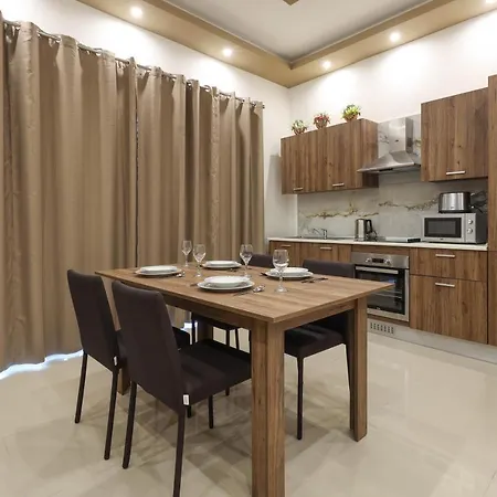 Lejlighed Gem Beachfront With Amazing Bay And Sea Views