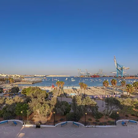 Gem Beachfront With Amazing Bay And Sea Views * Birżebbuġa