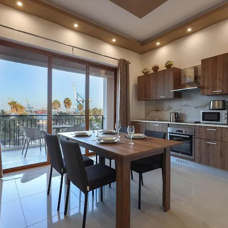 Apartament Gem Beachfront With Amazing Bay And Sea Views *