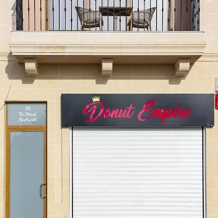 Gem Beachfront With Amazing Bay And Sea Views * Birżebbuġa