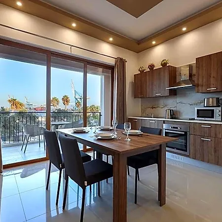 Gem Beachfront With Amazing Bay And Sea Views Apartment Birzebbuga