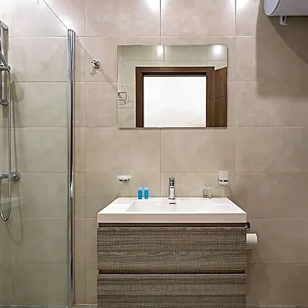 Gem Beachfront With Amazing Bay And Sea Views * Birzebbuga