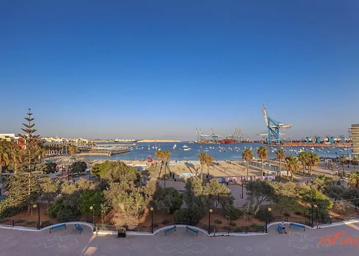 Gem Beachfront With Amazing Bay And Sea Views * Birżebbuġa