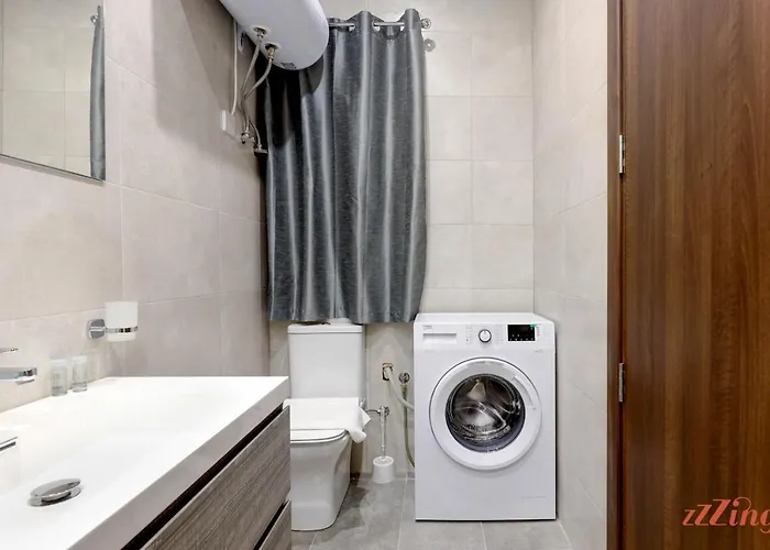 Gem Beachfront With Amazing Bay And Sea Views *